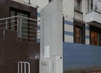 Ремонт дверей в зданиий