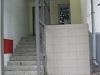 Строительства входа в здание